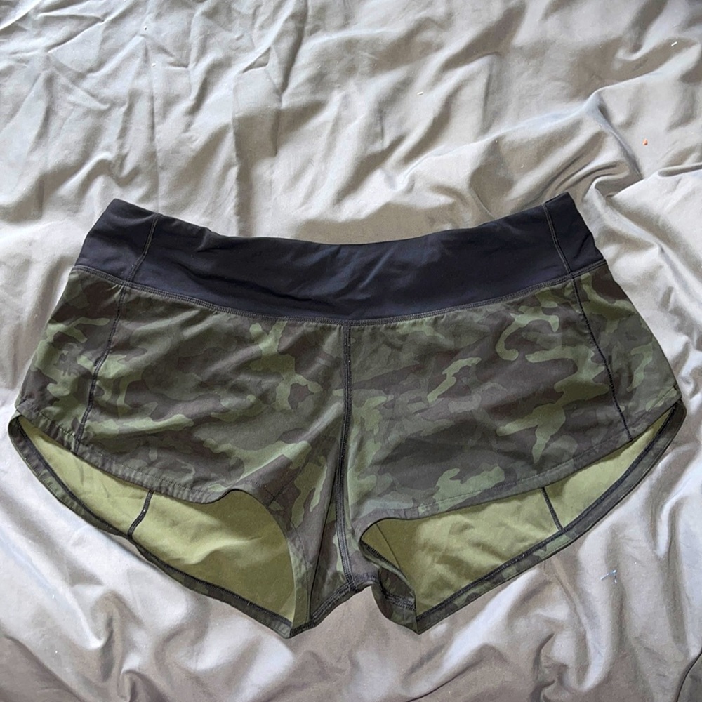 🍋Lululemon Speed Up Shorts🍀